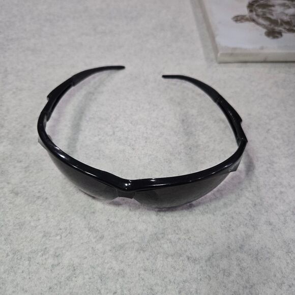 🐢 Carhartt Wrap Around Sunglasses. - Picture 6 of 15